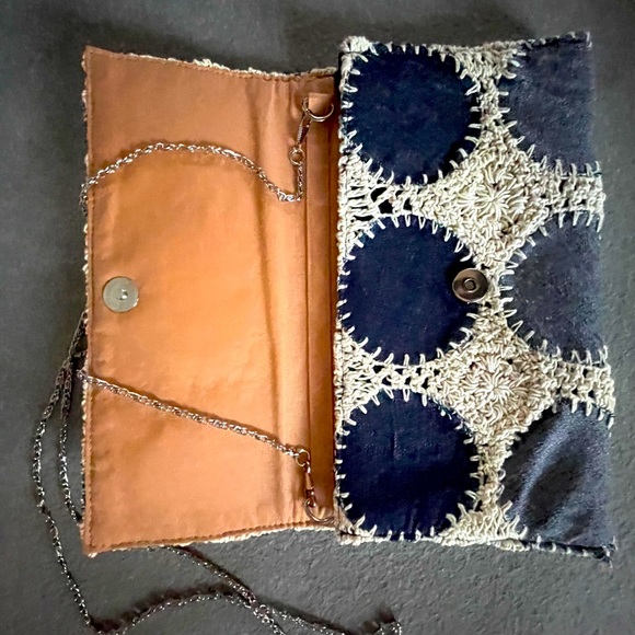 New LOVESTITCH clutch/purse - Picture 2 of 2
